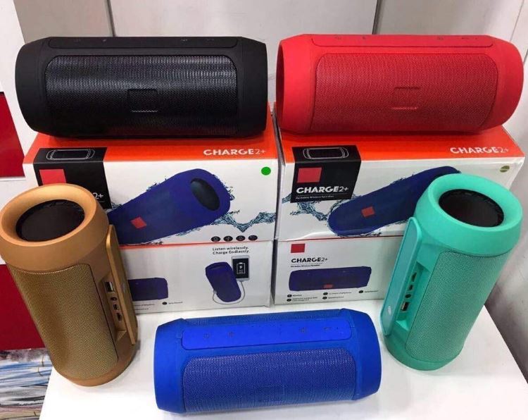 🔊✨ Parlante Bluetooth Charge 2+ Plus Réplica – ¡Sonido estéreo y estilo portátil!